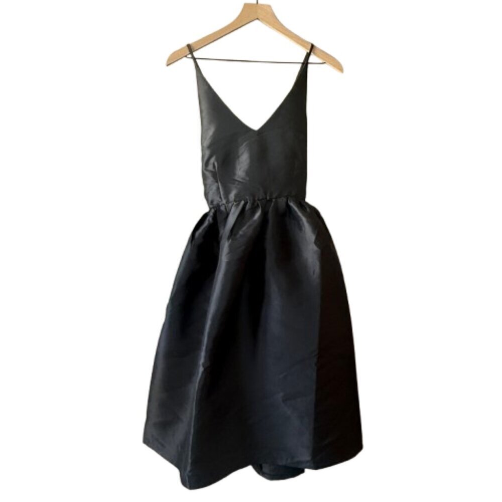 Women's M Akira Classic Low Back Black Midi Dress